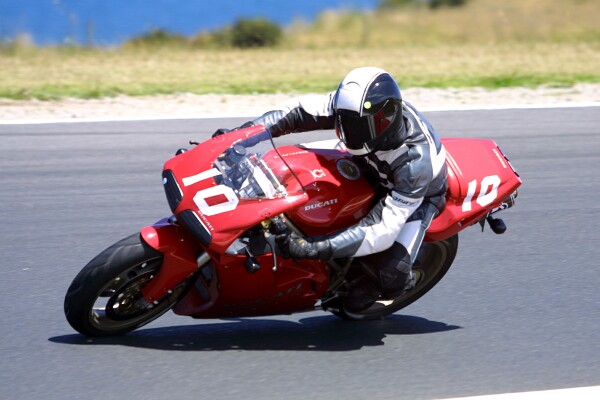 Click here for more adventures with my Ducati 748.